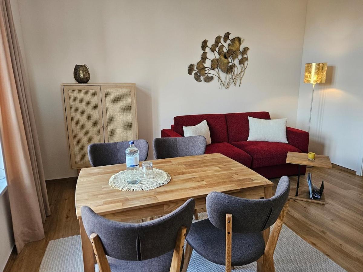 Ferienwohnung Glueck Am See Sternberg Bagian luar foto
