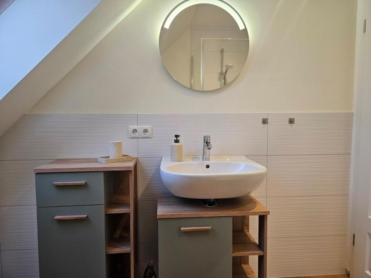 Ferienwohnung Glueck Am See Sternberg Bagian luar foto